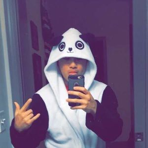 Meet your Posher, Griffin